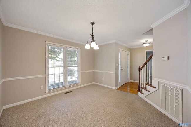 Foto del edificio - 115 Medicine Bend Ct
