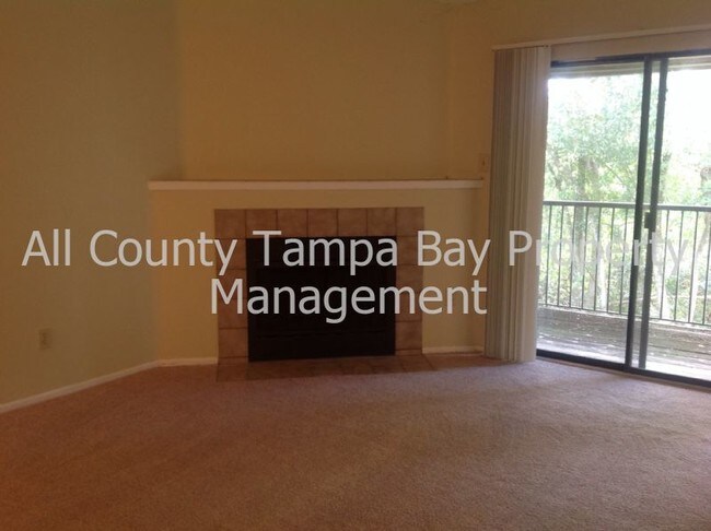 Building Photo - 8702 Mallard Reserve Dr