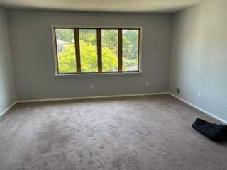 Building Photo - 210 Giffords Ln