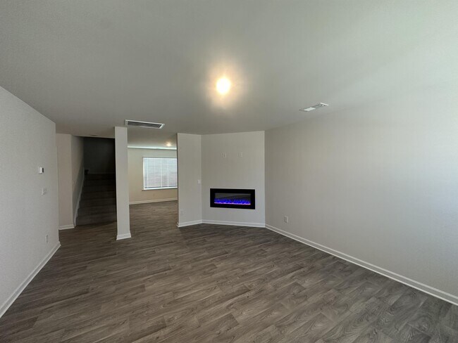 Building Photo - 6017 Northway forest Dr