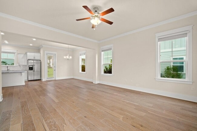 Foto del edificio - 99 Grande Pointe Cir