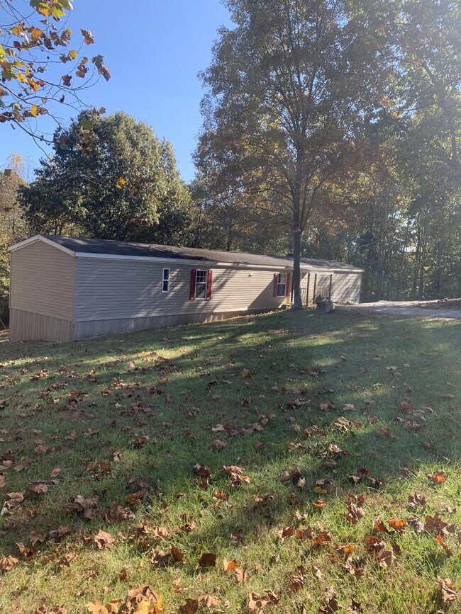Building Photo - 10518 Lanham Rd