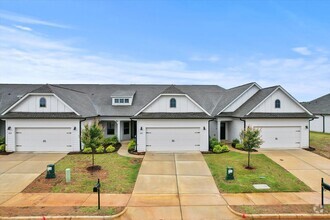 Building Photo - 12631 Whitcomb Cir