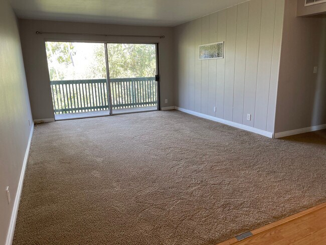 Building Photo - 576 N Bellflower Blvd