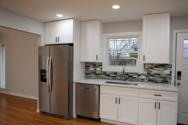 Foto del edificio - 9622 N Kildare Ave