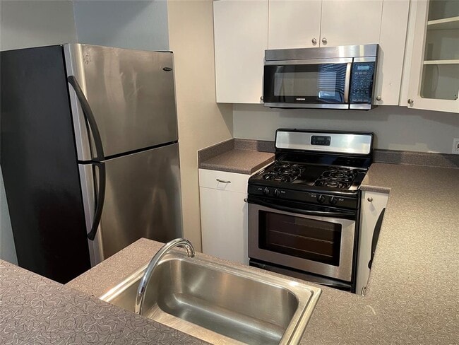 Foto del edificio - 610 Franklin Blvd