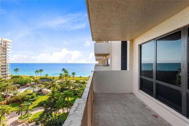 Building Photo - 5000 N Ocean Blvd