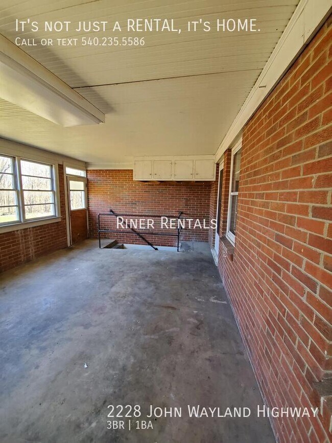 Foto del edificio - 2228 John Wayland Hwy