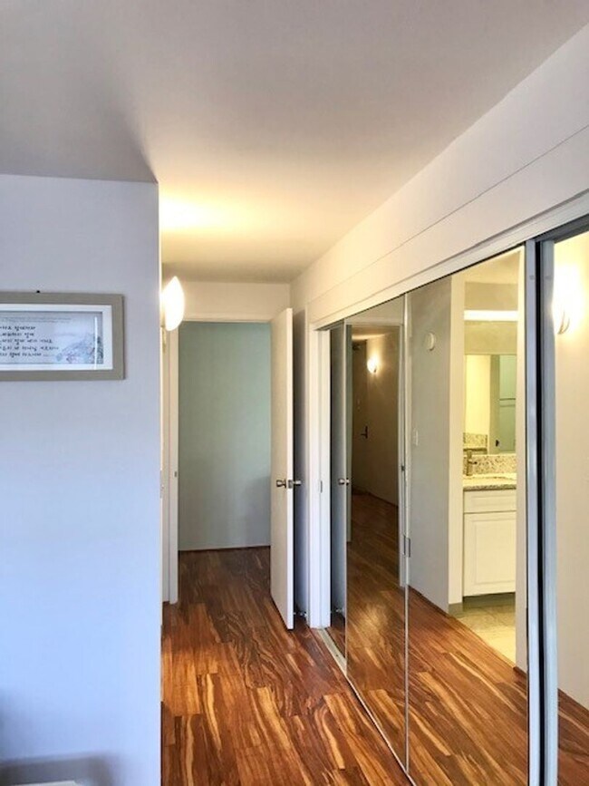Foto del edificio - $3,400, Plaza HI Kai Condo, Furnished 2-Be...