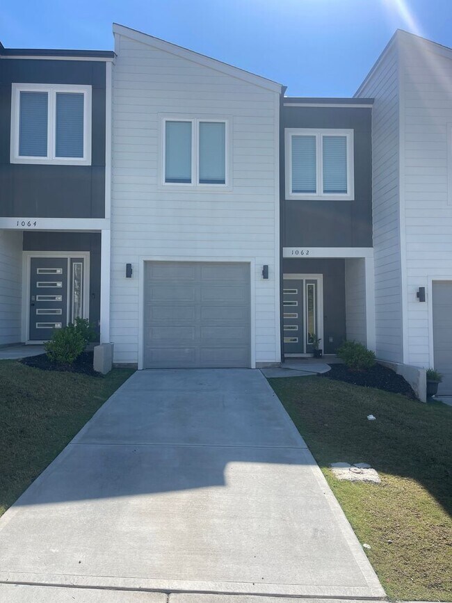 Foto del edificio - Charming 3 bedroom Home Located In Durham NC!!!