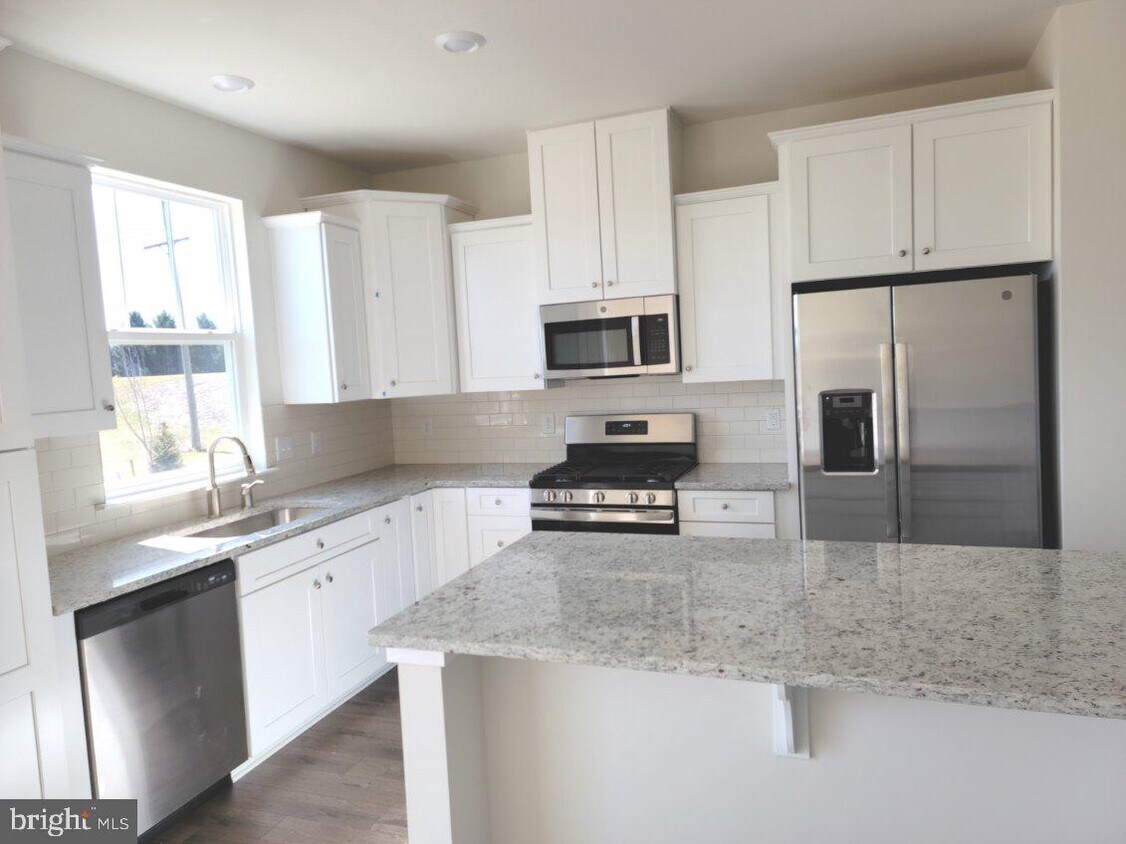 1930 Boulder Dr, Downingtown, PA 19335 Townhome Rentals in