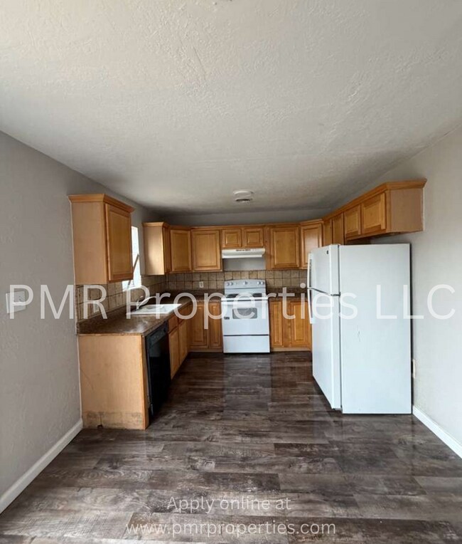 Foto del edificio - 3 Bedrooms / 2 Bathrooms House