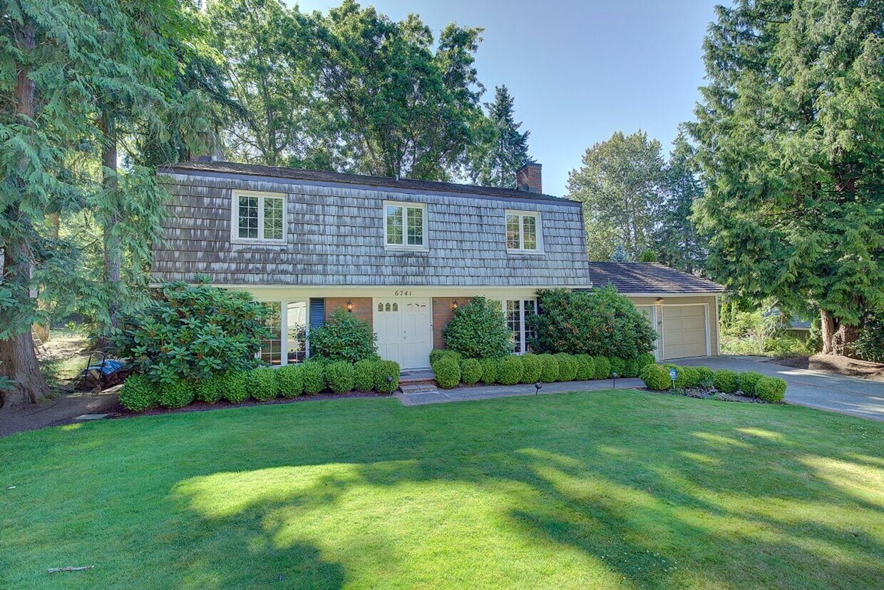 Foto principal - 4Bd/2.5Ba Mercer Island House