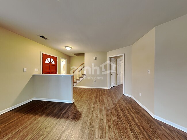 Building Photo - 312 Birkenstock Court