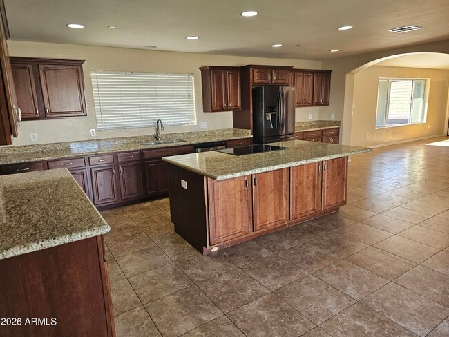 Building Photo - 3711 N Kachina Ln