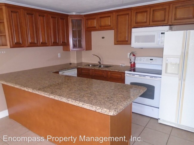 Building Photo - 4802 Tudor Dr