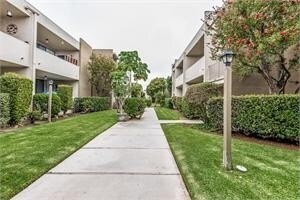 Foto del edificio - 3848 W 226th St