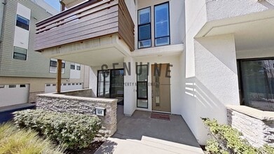 Building Photo - 664 Wedge