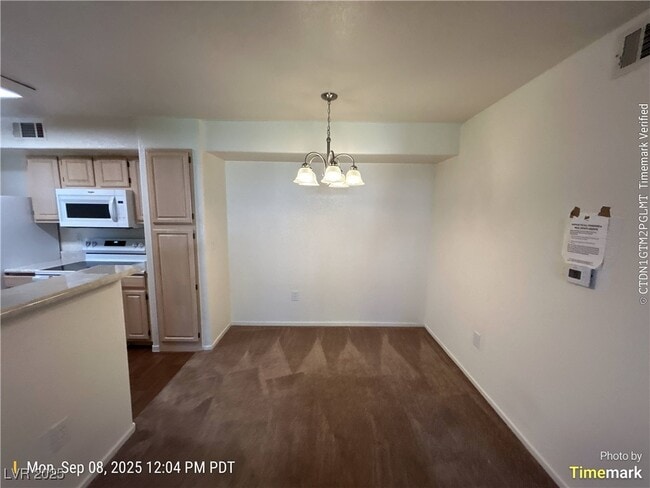 Building Photo - 555 E Silverado Ranch Blvd