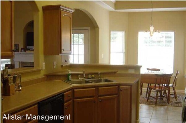 Building Photo - 4 br, 3 bath House - 3224 Devonshire Cv S
