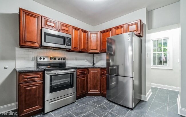 Building Photo - 4 br, 1.5 bath House - 2243 North Bouvier ...