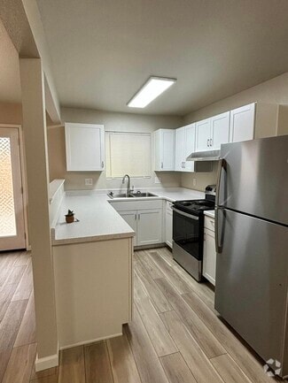 Building Photo - 1710 Scottsdale Way