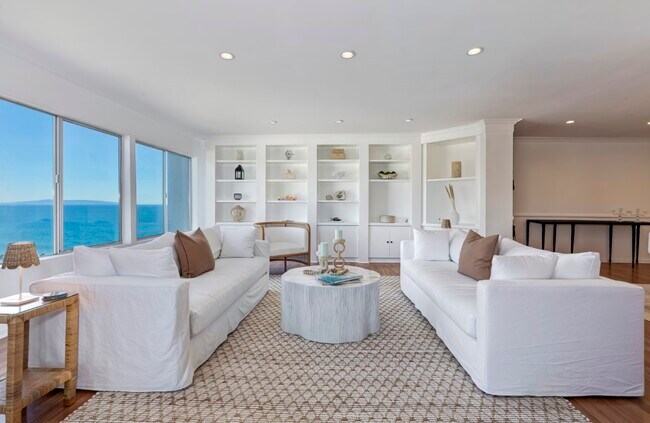 Building Photo - 17337 Tramonto Dr