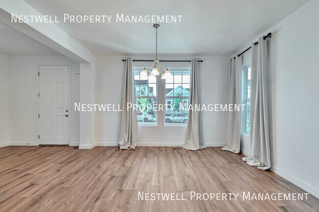 Foto del edificio - 6459 Birch Run Rd