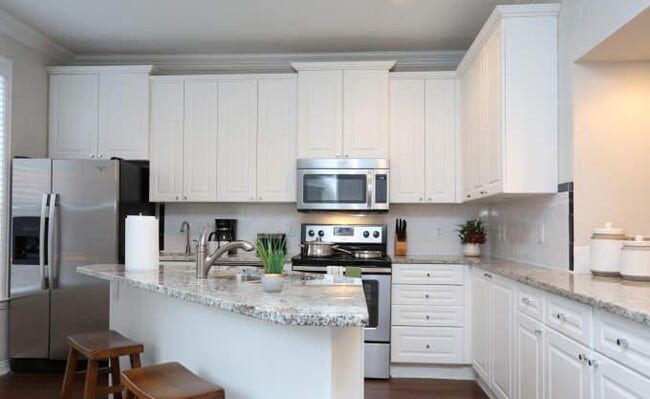 Building Photo - 1 bedroom in Houston TX 77057