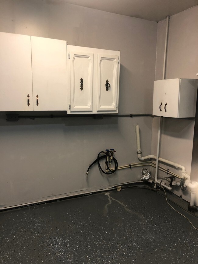 Foto del edificio - 8214 Shibler Dr