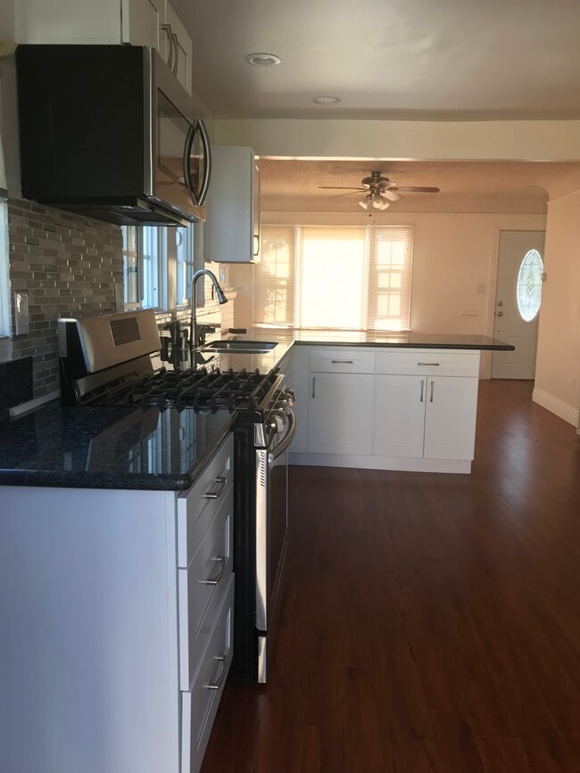 Building Photo - 3530 Helms Ave