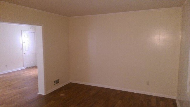Building Photo - 1865 Carla Dr