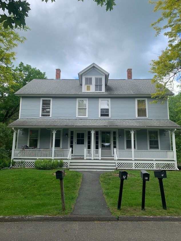 Photo - 7-9 Water St (Leeds, MA)