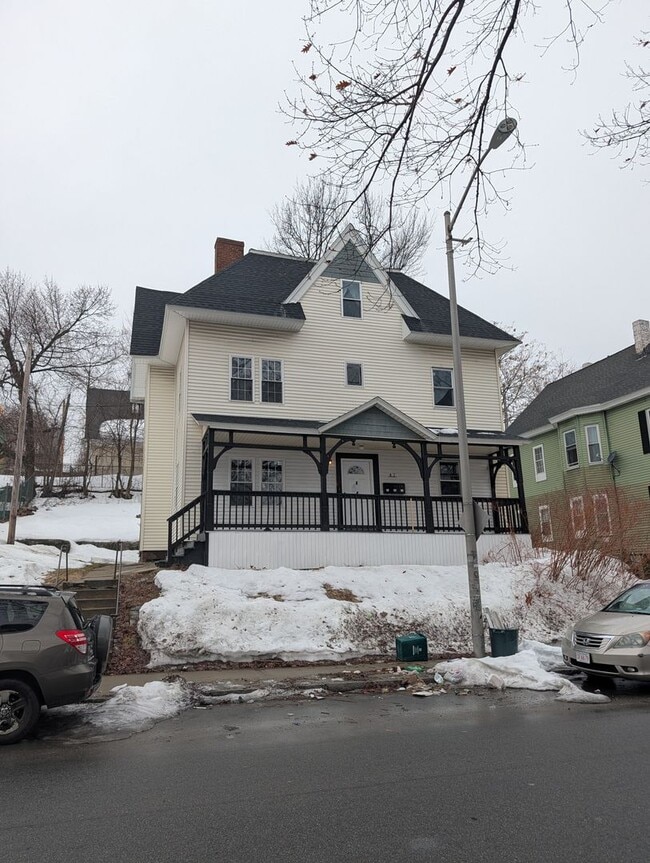 Building Photo - 47 Piedmont St