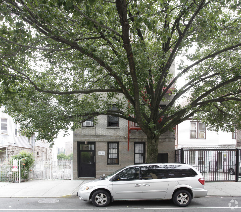 Building Photo - 40 Marble Hill Ave