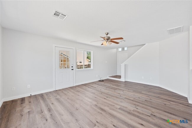Building Photo - 107 Cedargrove