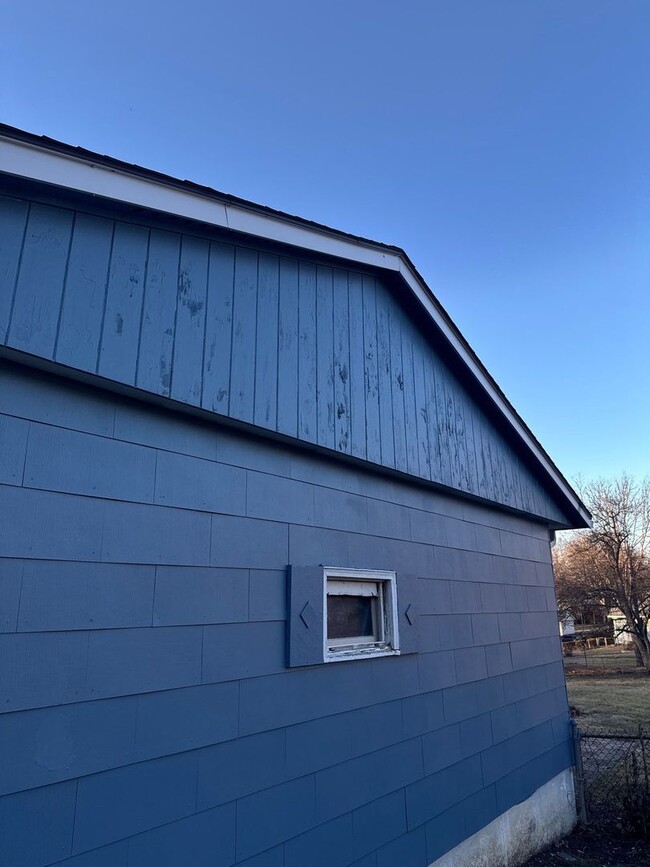 Building Photo - 11508 E 51 St S