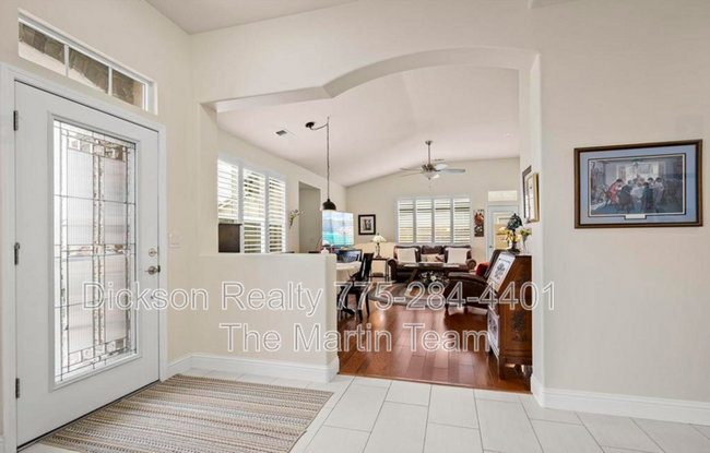 Building Photo - 10130 Donner Peak Dr