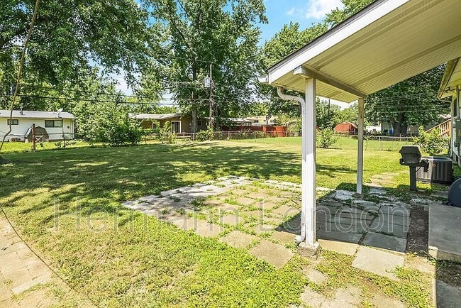 Foto del edificio - 2365 N Pointe Ln