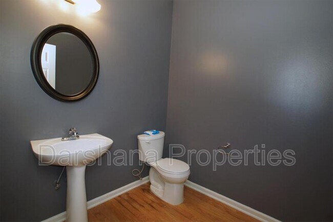 Foto del edificio - 1010 Arbor Valley Ln