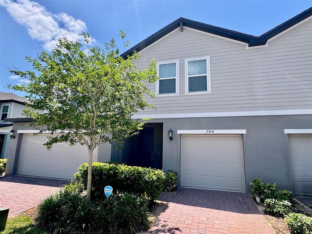 Foto principal - 744 Legacy Dr