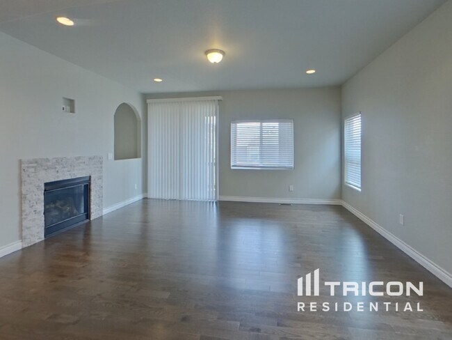 Foto del edificio - 6866 Sedgerock Ln