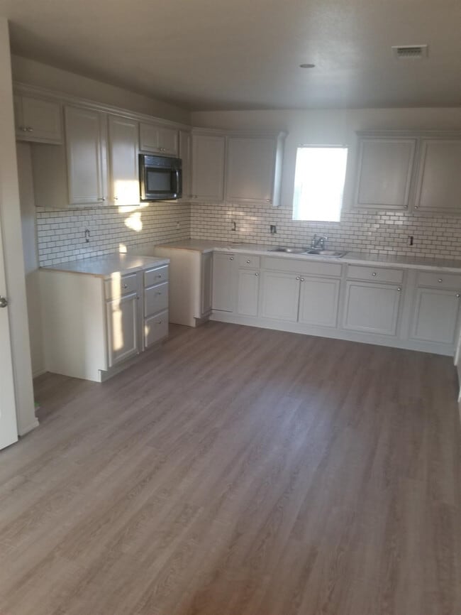 Foto del edificio - 1724 27th St