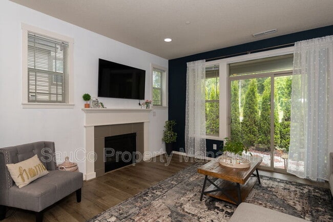 Building Photo - 13558 SW Beach Plum Terrace