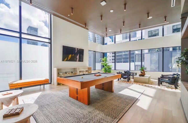 Foto del edificio - 225 N Miami Ave