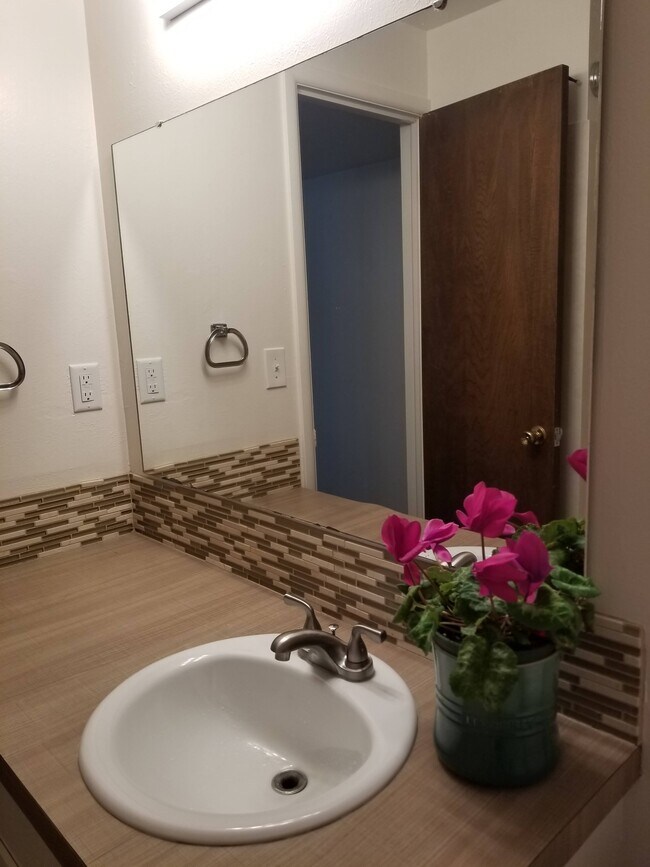 Foto del edificio - 1232 W Ridenbaugh St