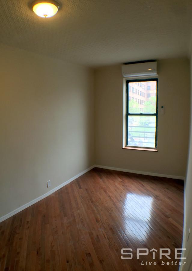 Building Photo - 2165 1st Ave