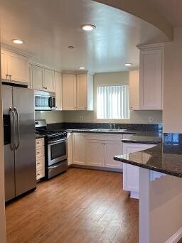 Foto del edificio - 221 Palm Ave