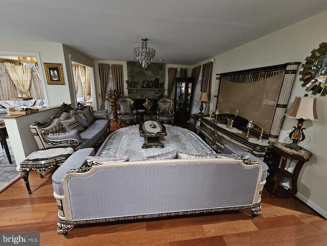 Foto del edificio - 25651 Elk Lick Rd