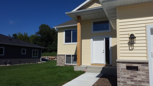 Building Photo - 6778 Gaillardia Dr NW